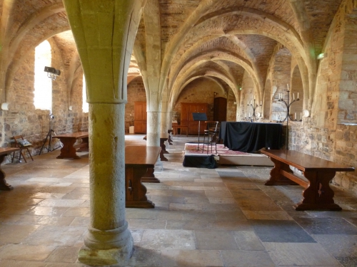 tourisme,aveyron,abbaye de sylvanès,histoire,région,sud